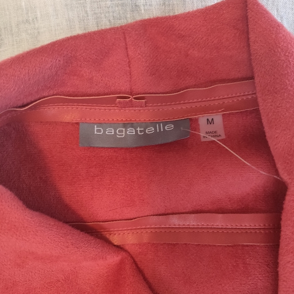 Salmon colored Jacket - Picture 3 of 4